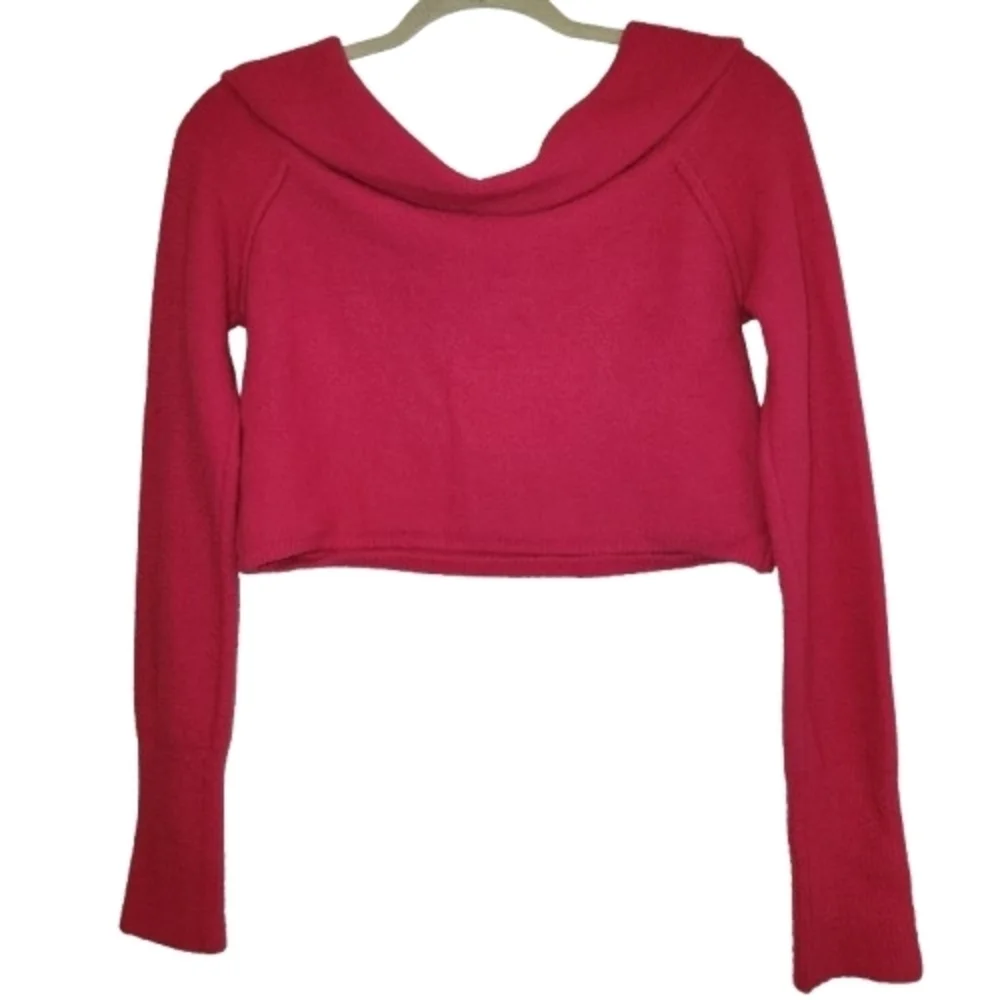 Free People Fuchsia Cropped Cowl Neck Sweater Size L Long Sleeves Ribbed Cuffs